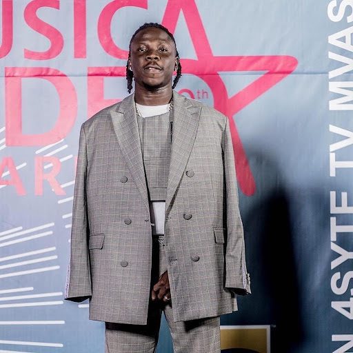 Stonebwoy x Richie Stephens – Black Cinderella Stonebwoy x Richie Stephens – Black Cinderella