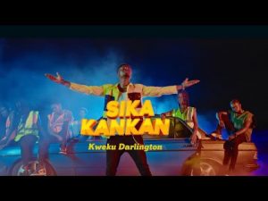 Kweku Darlington – Sika Kankan (Official Video)